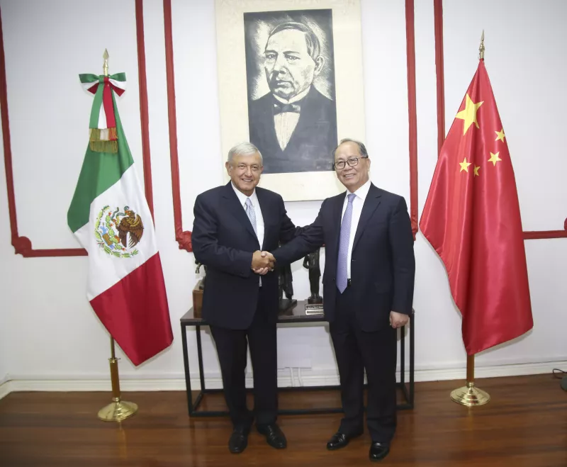 02 agosto 2018 AMLO-Qiu Xiaoqi 03.jpg