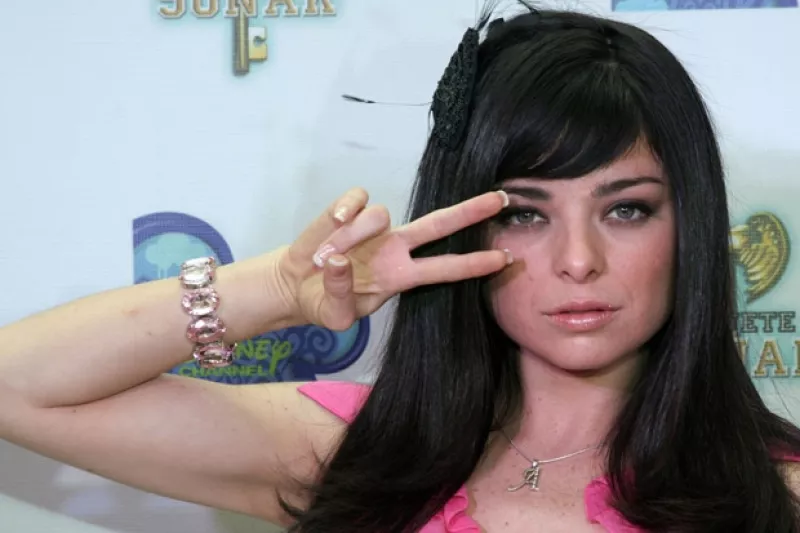 La actriz aseguró que su personaje en `Atrévete a Soñar´ le dio mucho, pero ahora quiere dejarlo atrás para darle paso a `Mónica´en una producción de Juan Osorio.