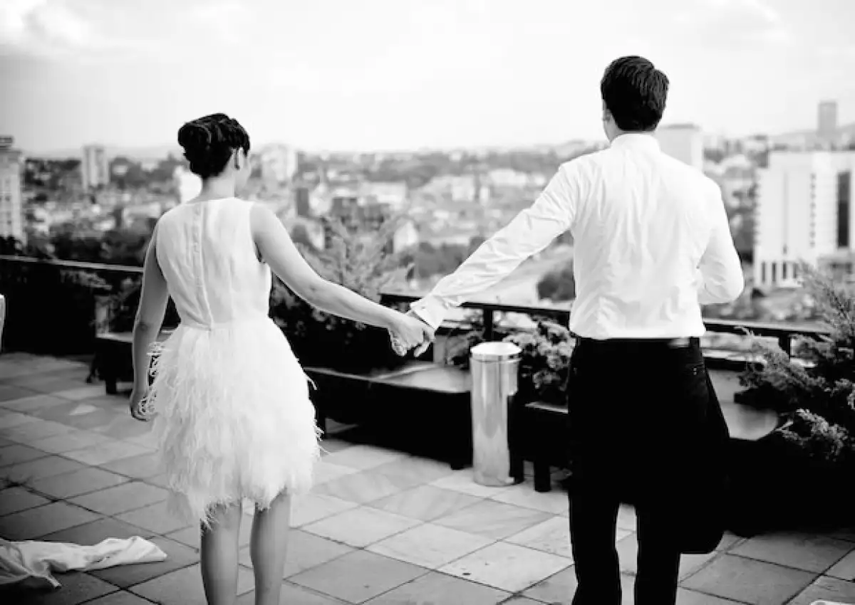 Casarte en martes  y que el novio vea tu vestido antes del gran día, son supersticiones que, según dicen, atraen la mala suerte… Te decimos algunas otras que no debes dejar pasar.