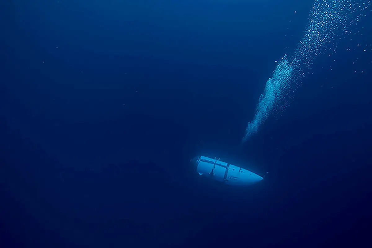 ¿Qué es implosión de un submarino? Significado