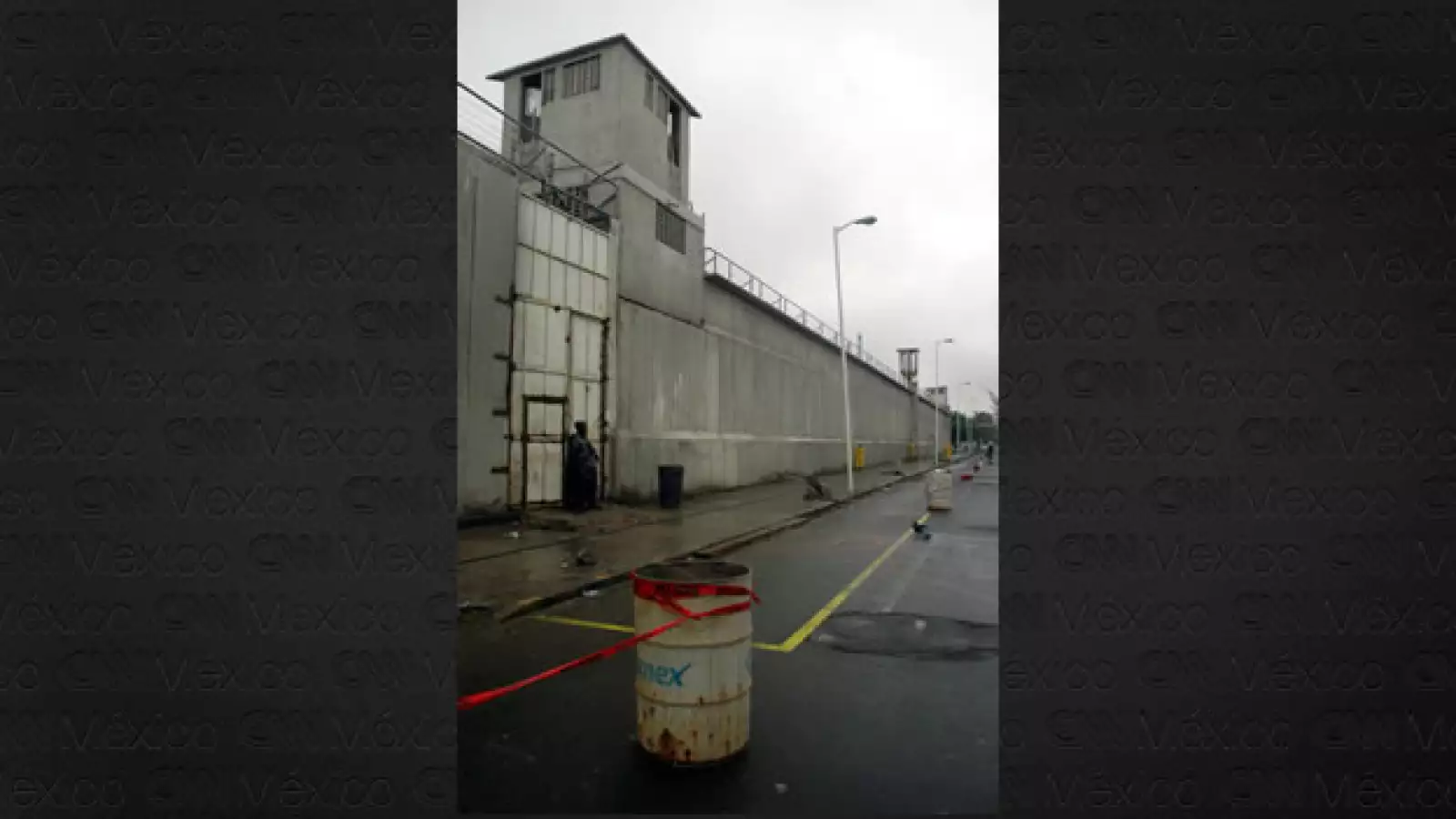 Decentas de personas acudieron al penal de Veracruz para saber los resultados de la audición