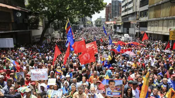 Supporters of Venezuela's President Nicolas Maduro take part in a rally in support of his government in Caracas