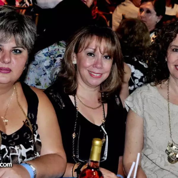 Elizabeth de Fuentes, Yolanda de Sandoval y Dora de Garza