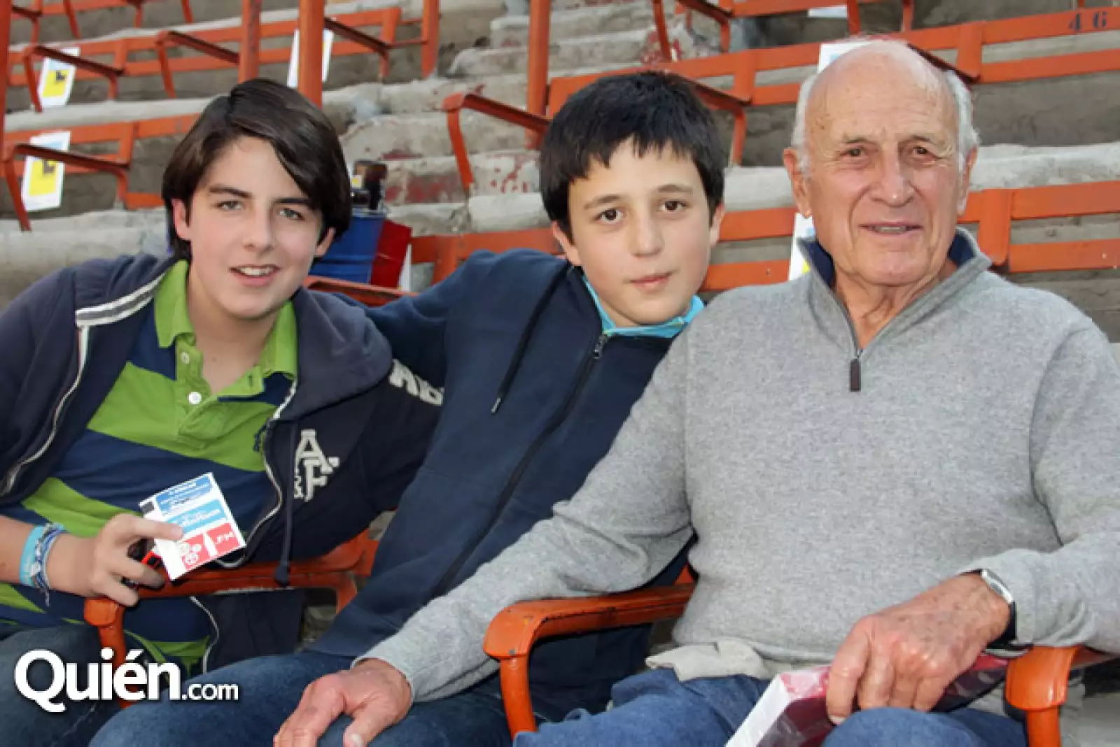 Humberto Ibarra con Santiago y Manuel Roman