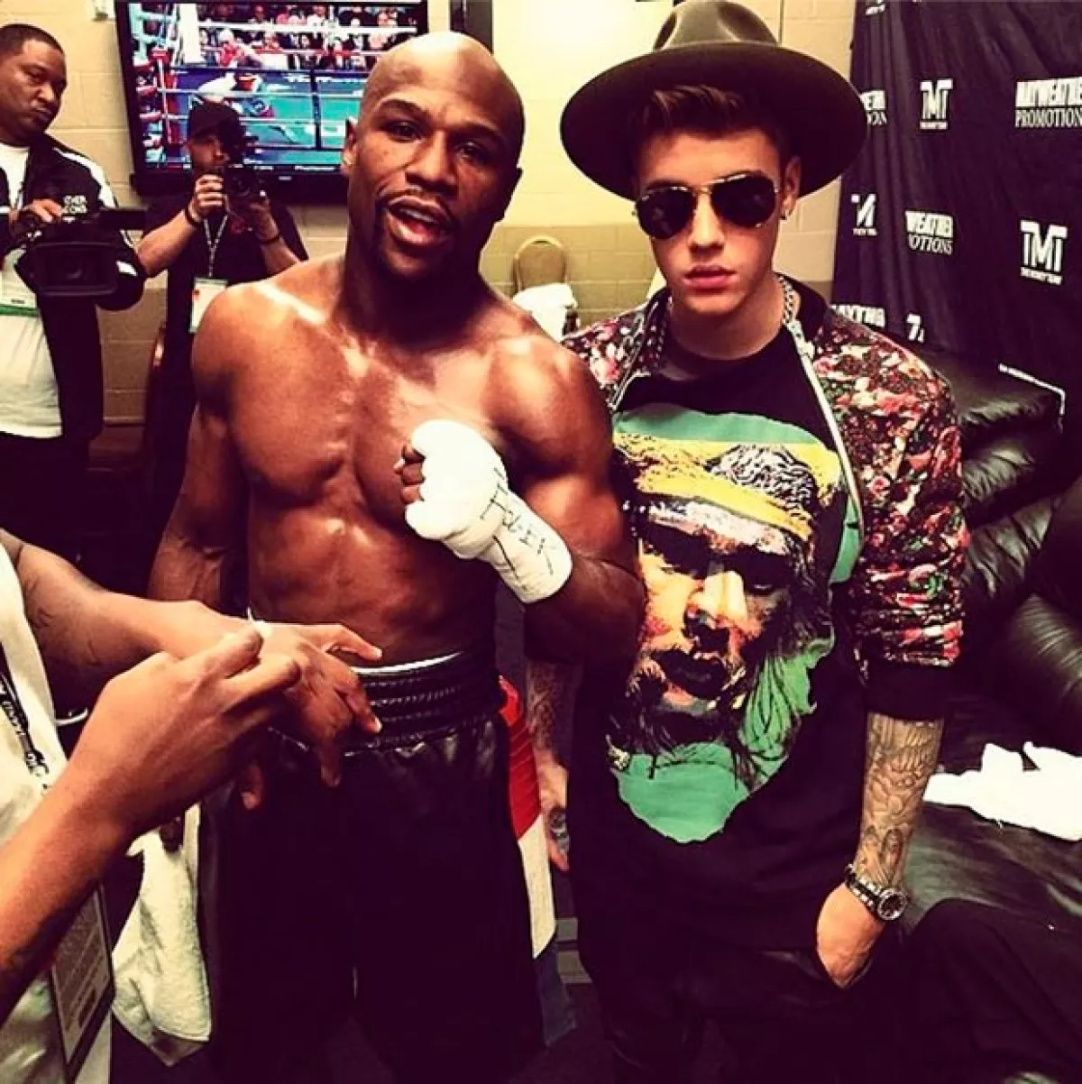 Bieber ha sido nombrado el amuleto del boxeador estadounidense, pues ha ganado todas las peleas en las que ha estado presente.