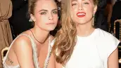 La ex esposa de Johnny Depp, acompañada por sus amigas Cara Delevingne y Margot Robbie, no pudo entrar a la sala SophistiCats por no querer pagar la entrada.