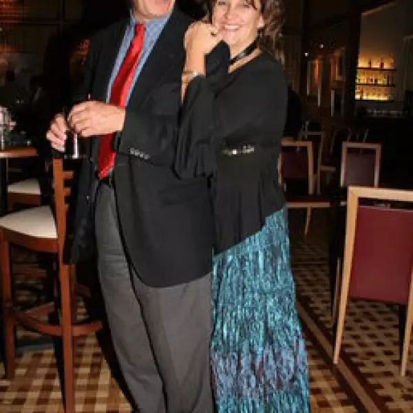 Alejandro Carral, Mónica Guerero