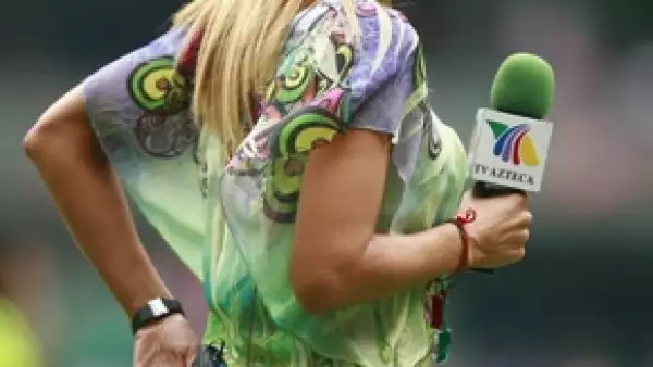 Se dice que la guapa y controvertida conductora deportiva cambiará a la televisora del Ajusco por la televisora de San Ángel, pues le ofrecieron un programa para ella sola.