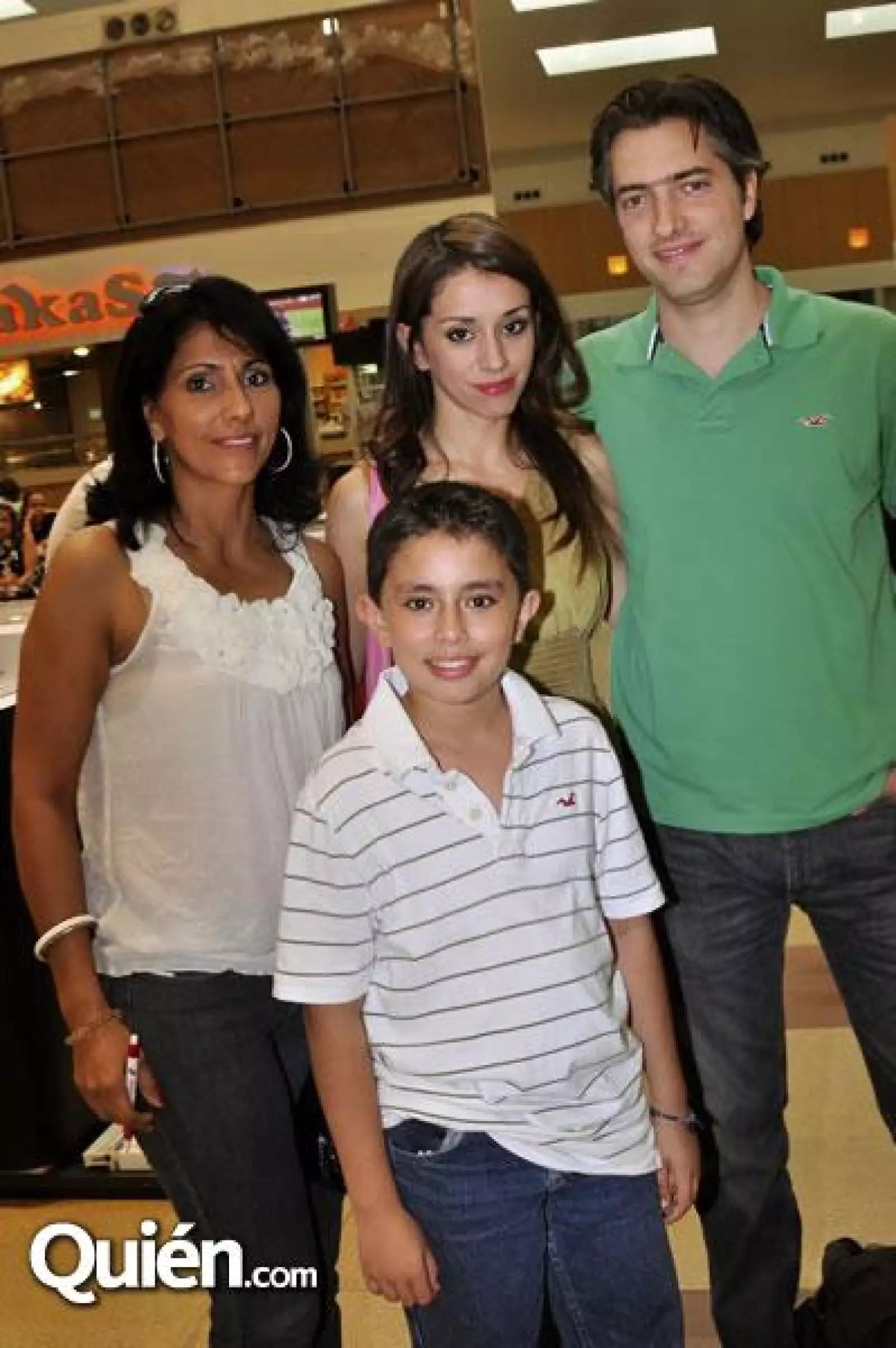 Olga Aguillón,Frank Guzmán,Liliana Guzmán y Daniel Vázquez