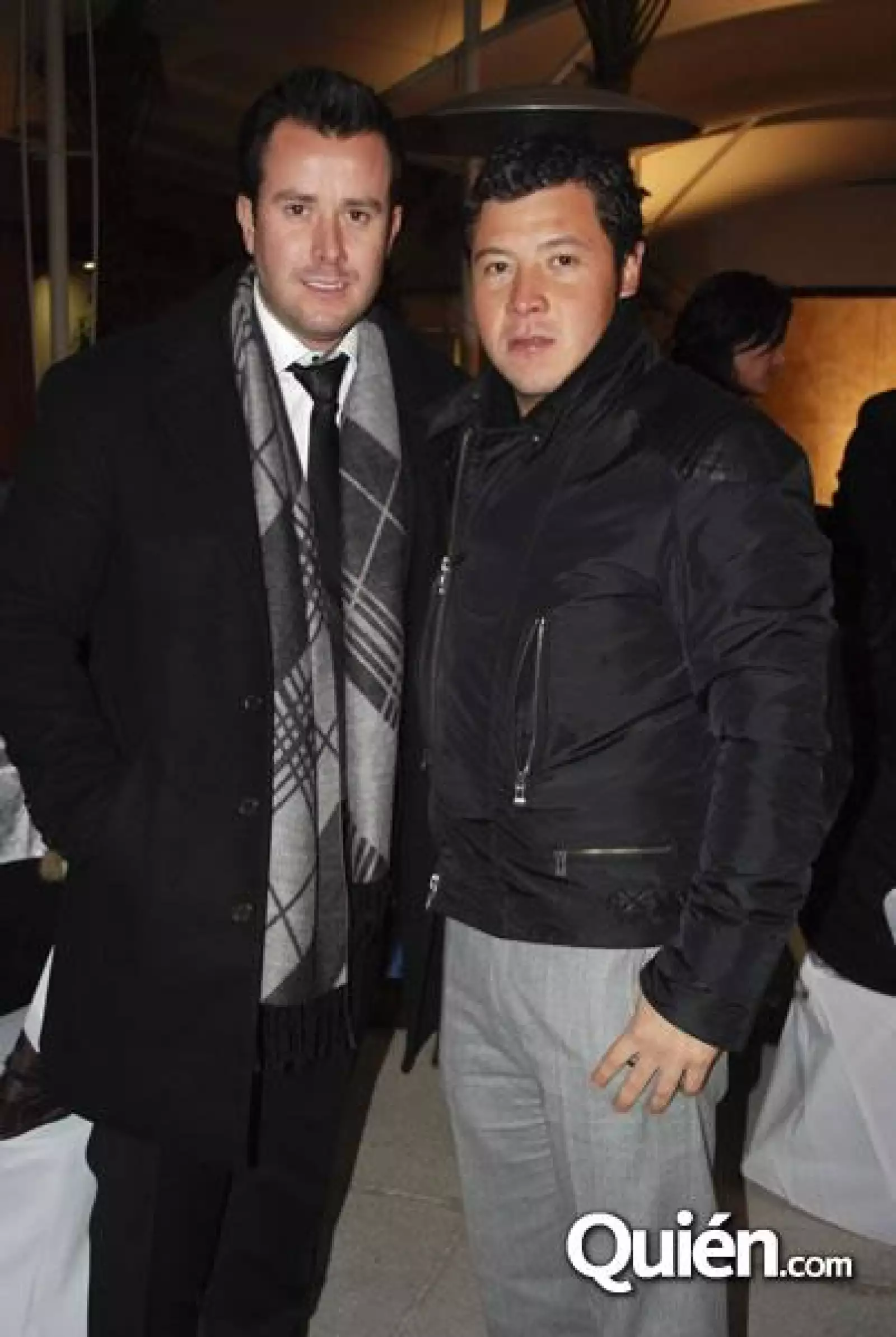 Civil Victor y Mayela