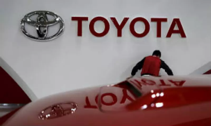 Toyota informó que añadiría cubiertas de resina a los marcos de metal de los cinturones de seguridad de los autos afectados. (Foto: Reuters)