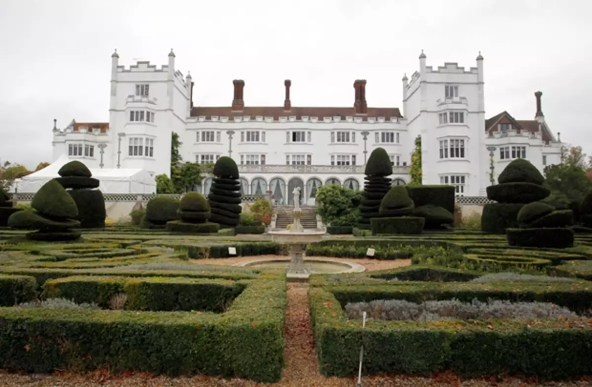 Danesfield House es el lugar designado por la pareja para vivir una segunda boda de ensueño.