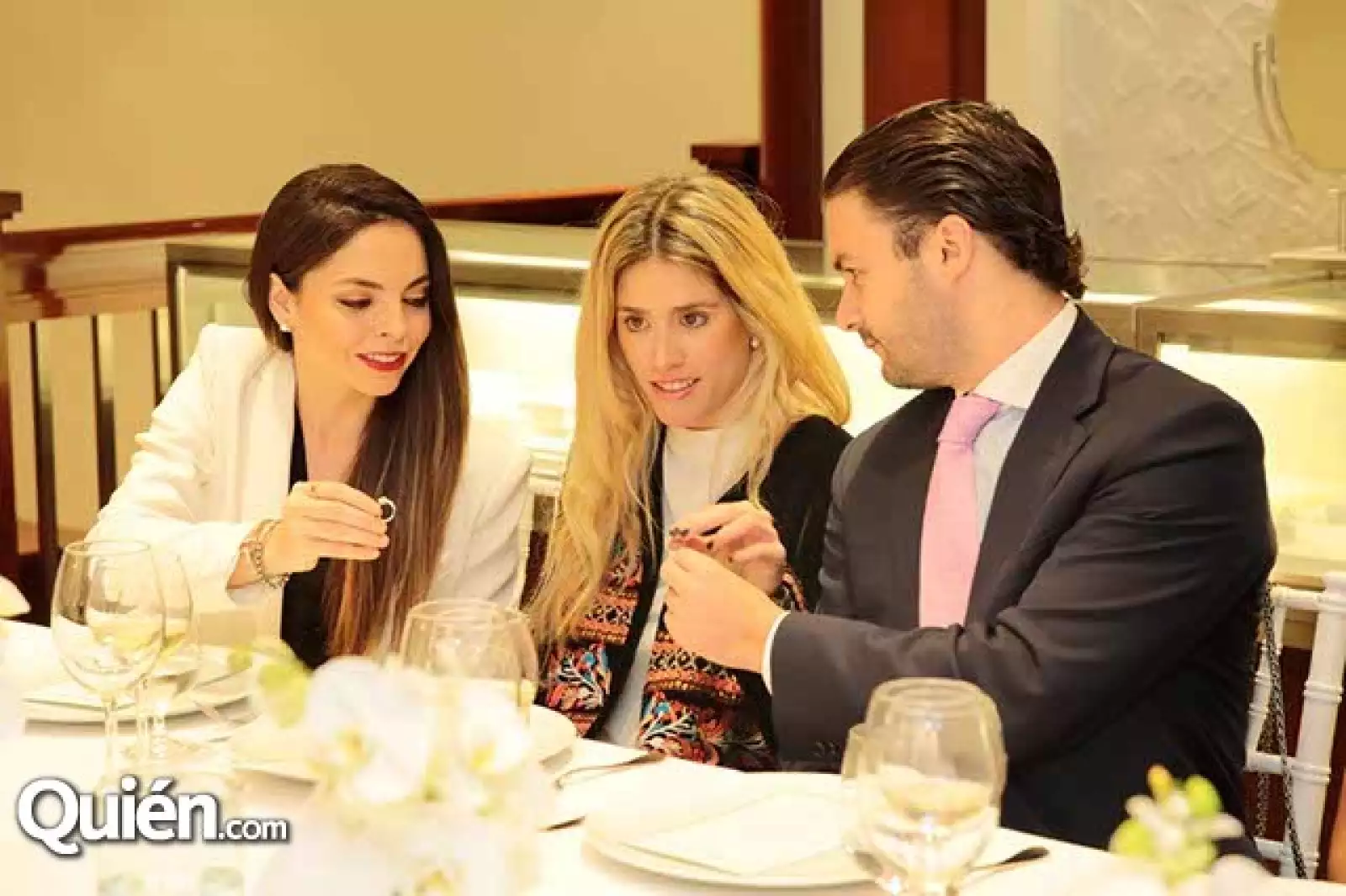 Ana Almada,Fer Medina y Sergio Amezcua