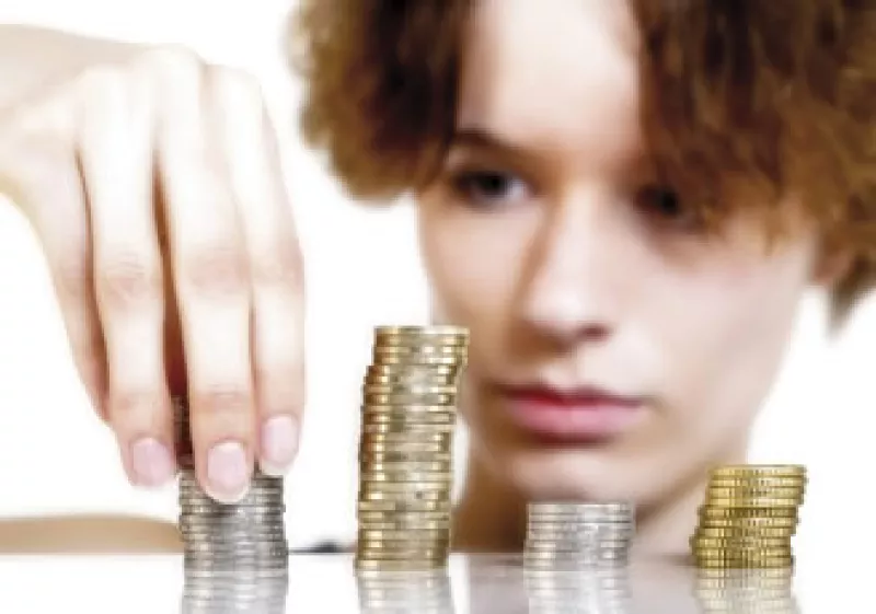 El tiempo de vida de una mujer mexicana es mayor al de los hombres, por eso comienza a pensar en ahorrar para tu retiro. (Foto: Photos To Go)