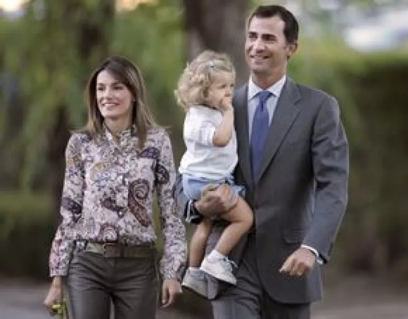 La hija de Letizia y Felipe de España comenzará sus estudios este lunes en el colegio Santa María de los Rosales, en donde se realizaron varias modificaciones por su ingreso.