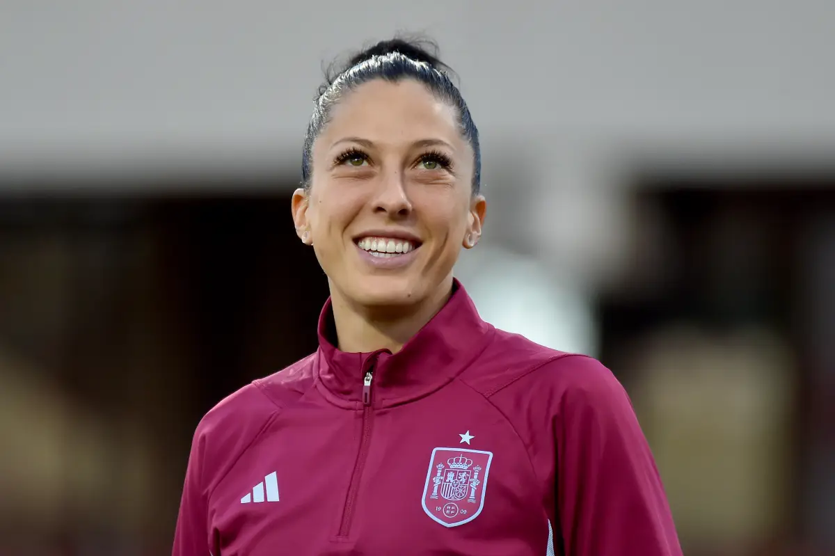A Jenni Hermoso le da vida el futbol