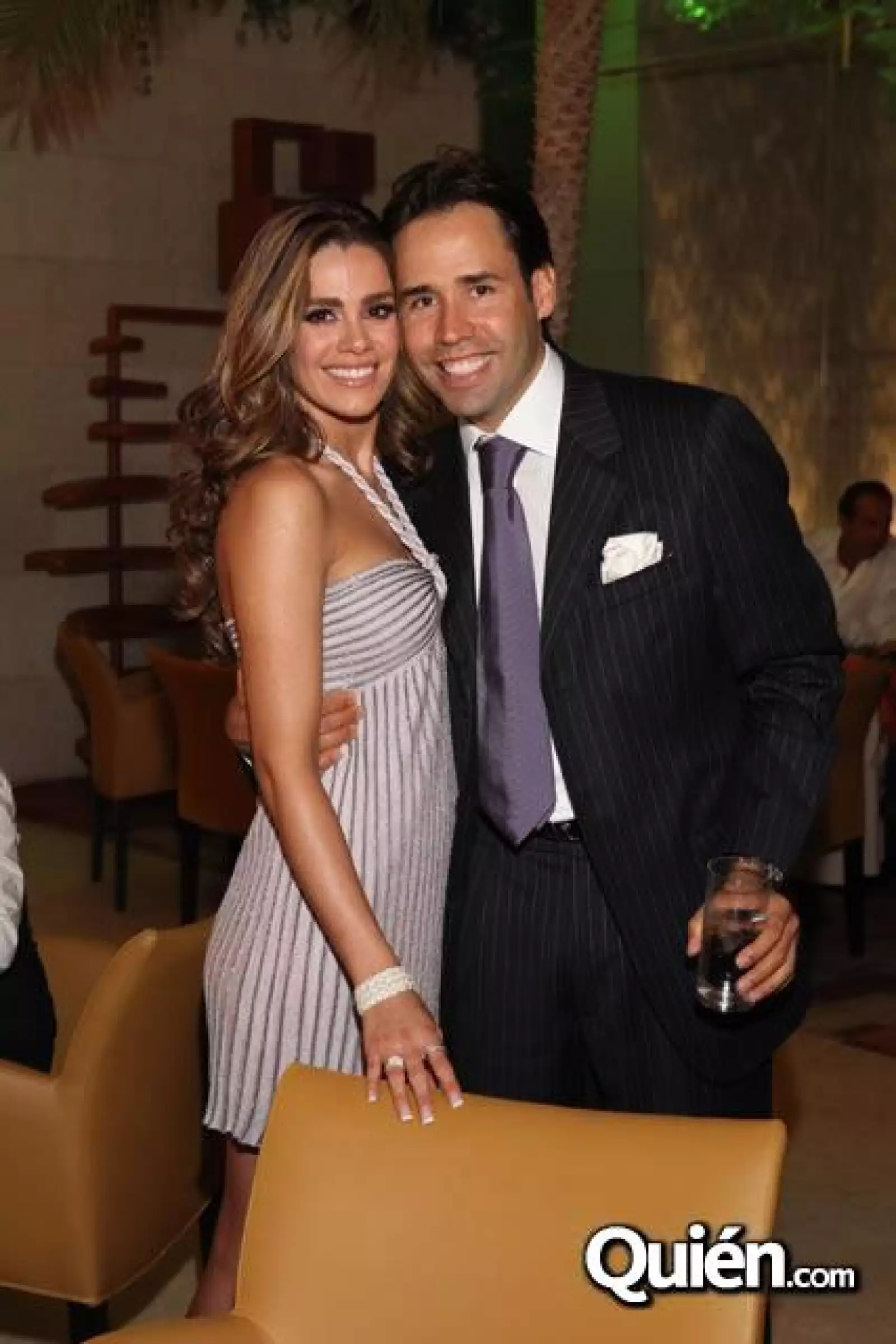 Luz Elena Gonzalez,Bernardo Martínez