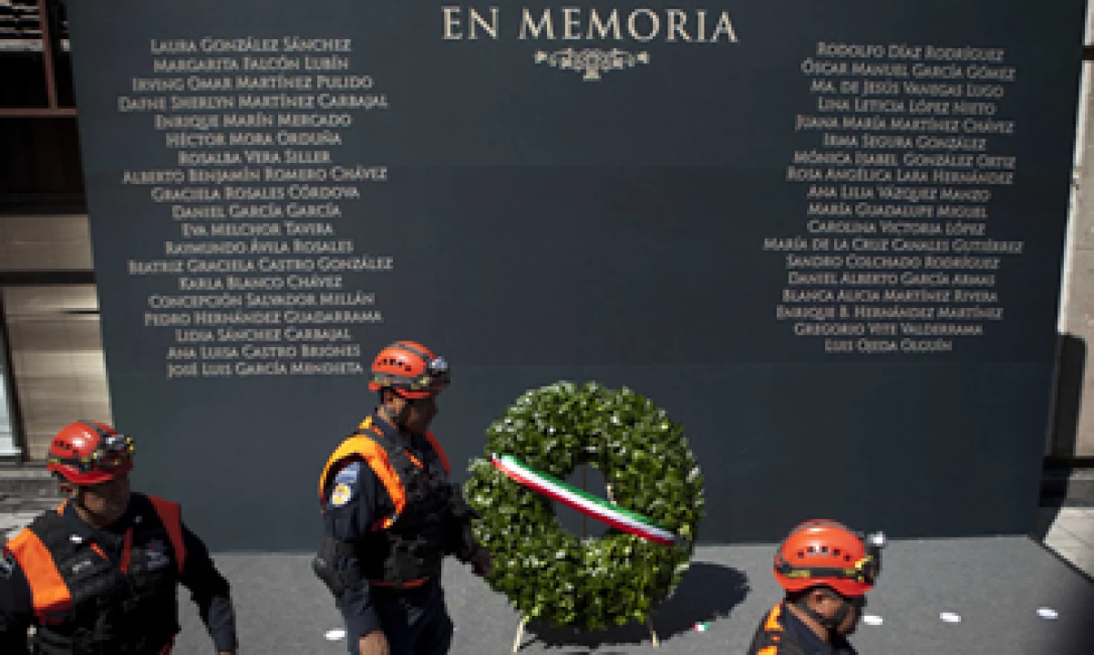 El pasado 31 de enero la acumulación de gas metano provocó una explosión en el edificio B2 de las instalaciones de la compañía. (Foto: AP)