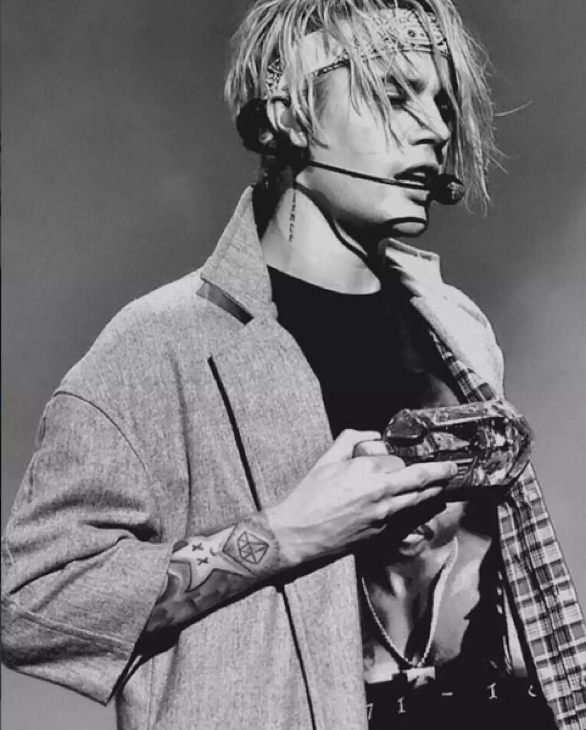 Dicen que la verdadera razón es que sus medidas de seguridad no han sido tan buenas y ha corrido peligro.