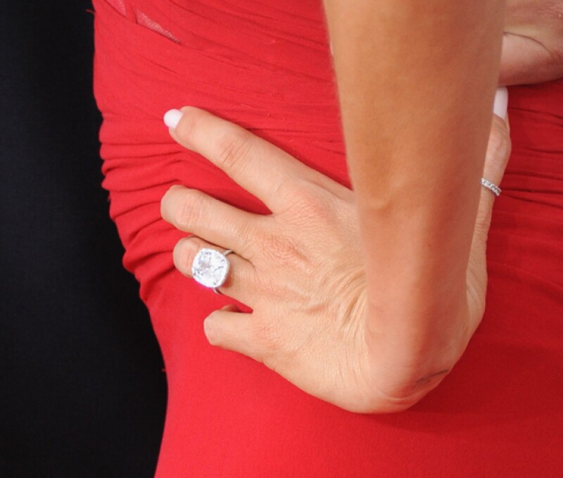 Acercamiento al abdomen de Sofía Vergara durante los SAG Awards.