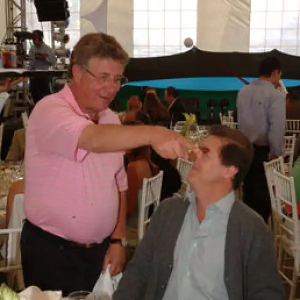 Carlos Alazraki, Carlos Barroso