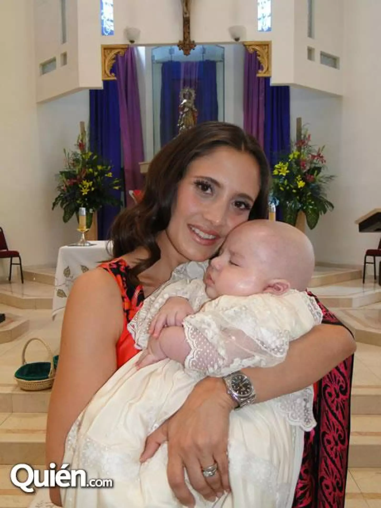 Mónica Ladrón de Guevara con Matías