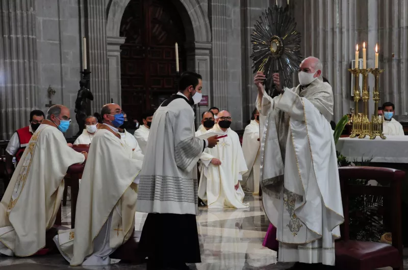 Carlos Aguiar, durante la celebración de la misa de Jueves de Corpus.