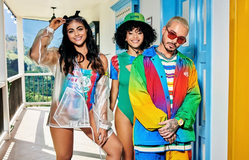 Download Por fin llega a México la colección de Colores de Guess x ...