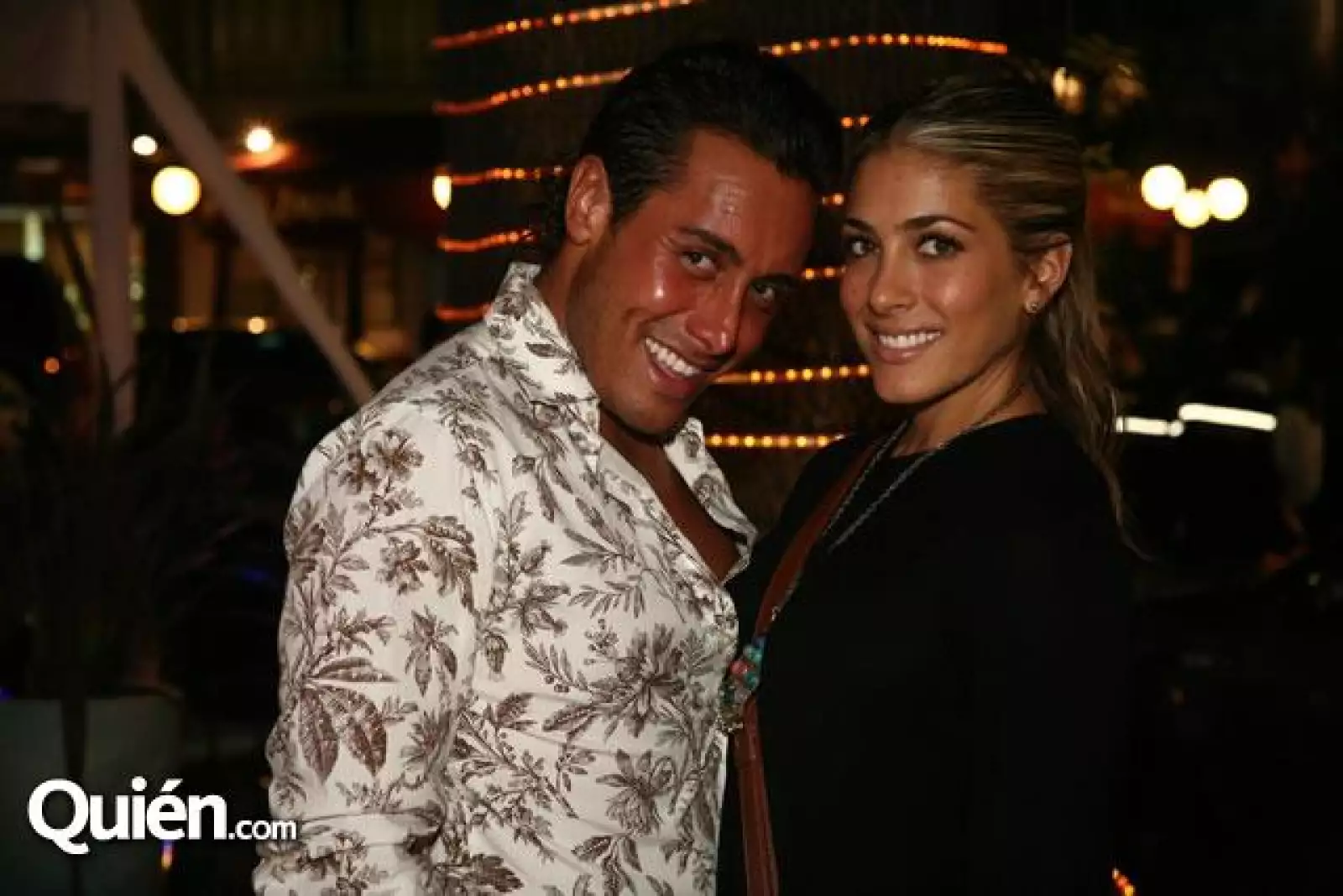 Carlos Petrone,Nunzia Rojo de la vega