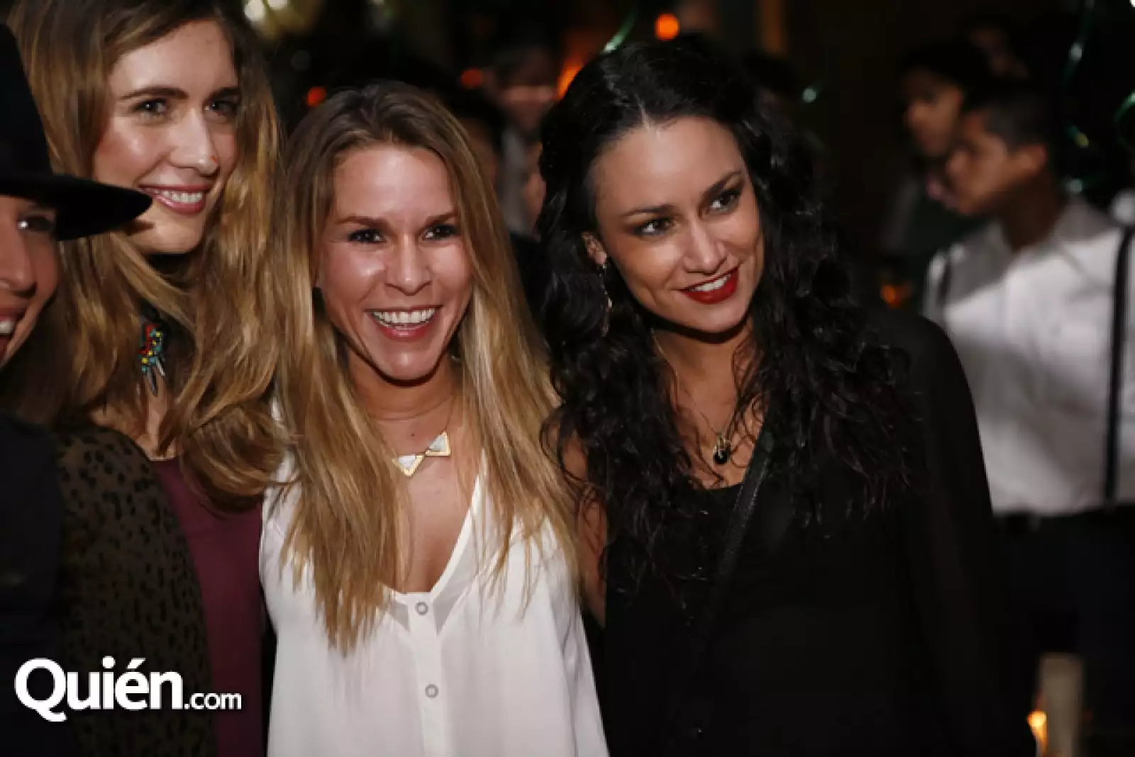 Constanza Antoni, Regina Salas y Daniela Gutz