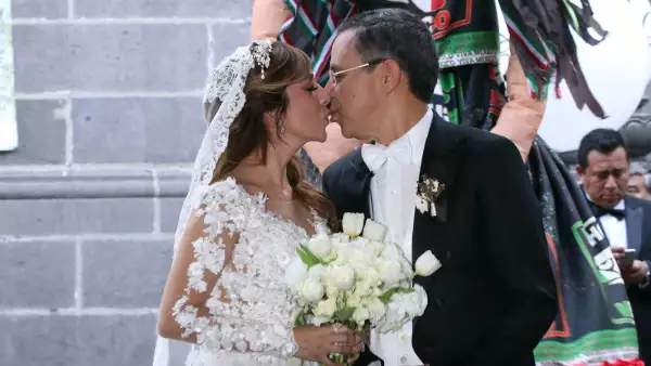 La boda del colaborador de AMLO César Yáñez y la empresaria Dulce Silva generó una fuerte polémica ante el discurso de austeridad del presidente electo.