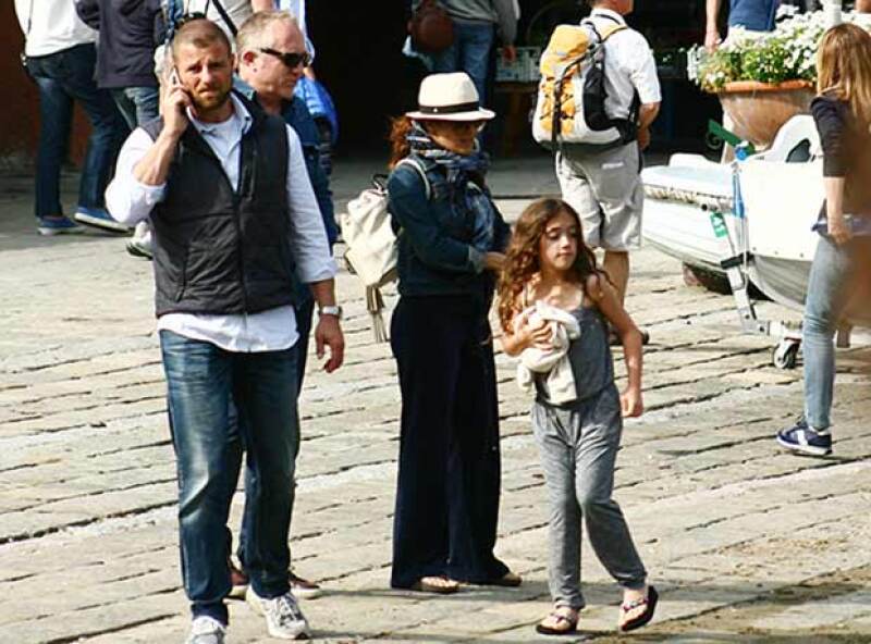 La familia lució cómodos looks para la ocasión.