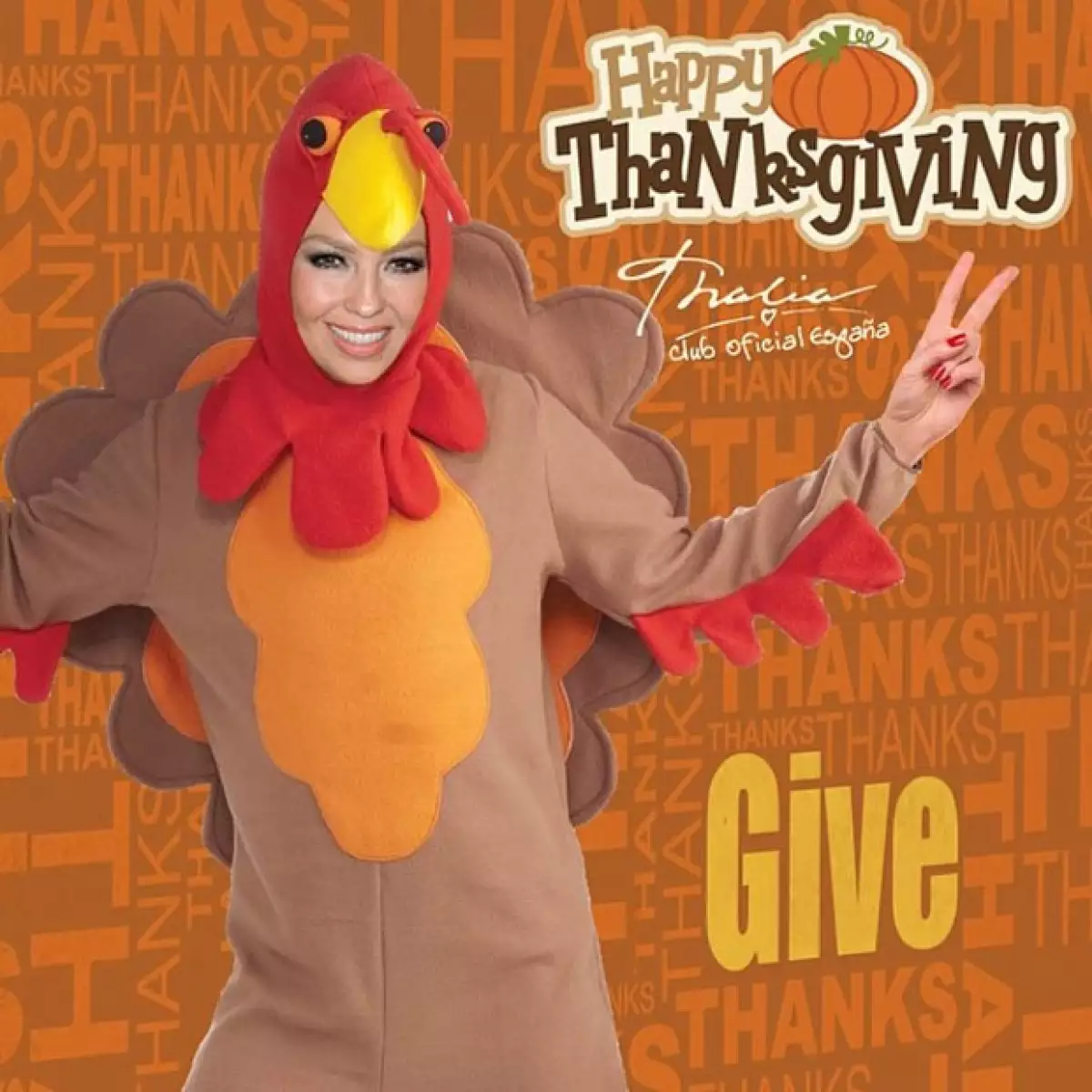 Thalía publicó varias imágenes en su cuenta, todas referentes a este especial día para los norteamericanos.