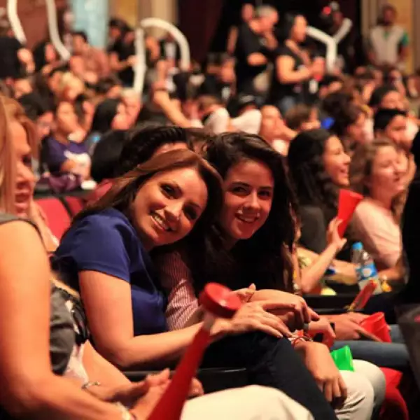 Angélica Rivera y Nicole Peña.