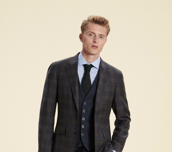 Look Hackett