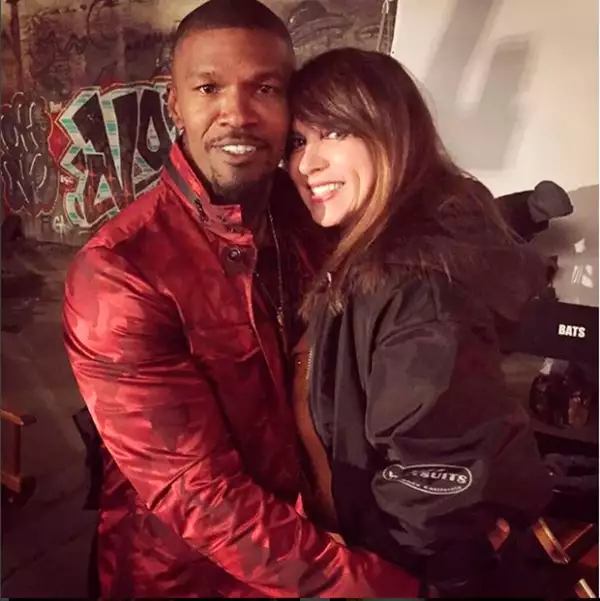 Glenda Reyna presumió su encuentro con Jamie Foxx.