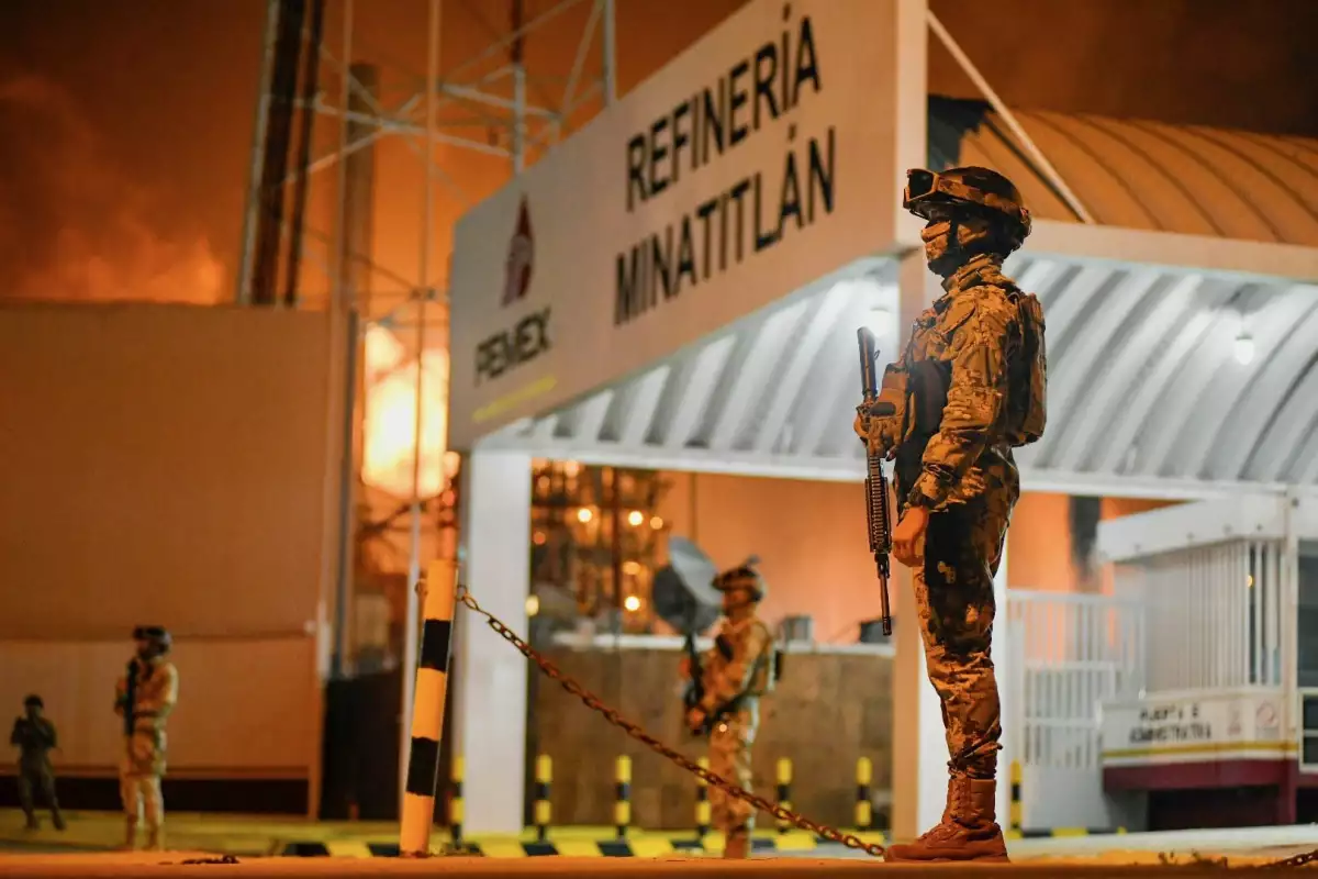 Refinería de Minatitlán opera en su nivel más bajo en casi dos años: “Es como acelerar un auto desvielado”