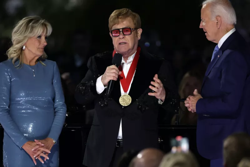 Jill Biden, Elton John y Joe Biden