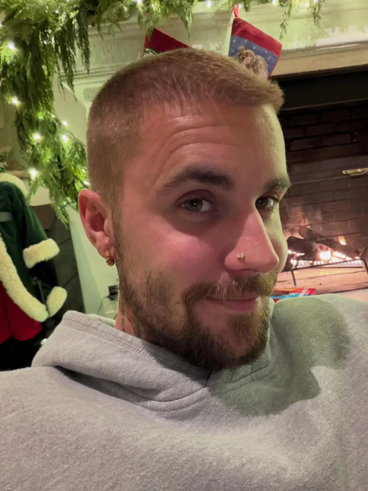 Justin Bieber envía mensaje de fe e introspección en Navidad 