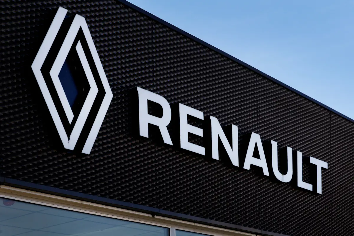 Renault borra permanentemente la comisión por apertura y reta al crédito automotriz