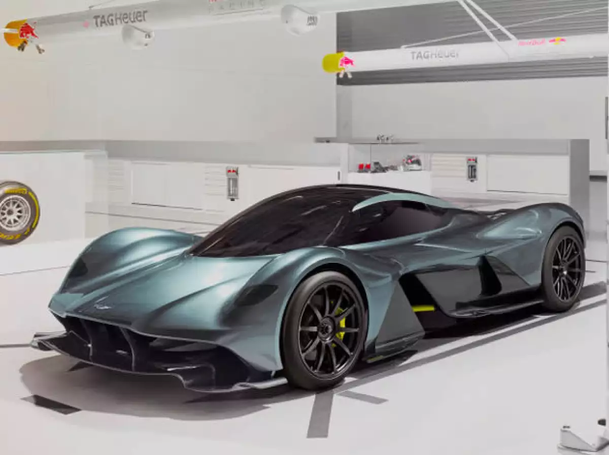 Aston Martin AM-RB 001.