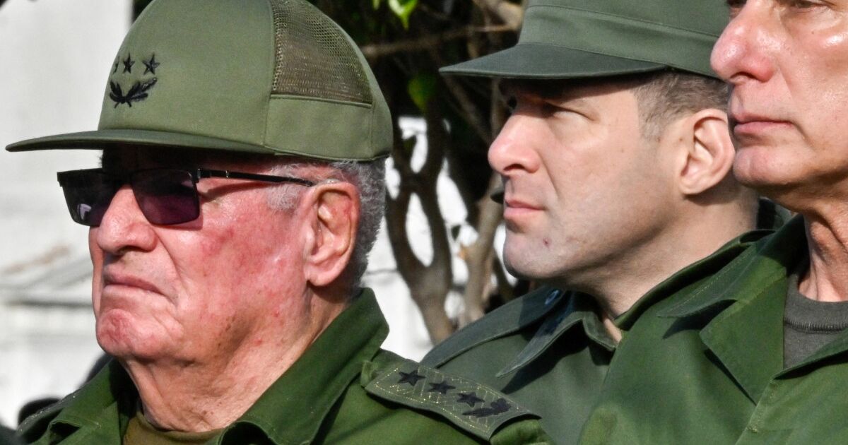 EU APRIETA A CUBA: SANCIONES CONTRA EL EJÉRCITO Y ALTOS MANDOS