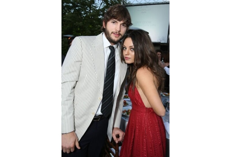 La relación de Ashton y Mila parece ser muy sólida por lo que las declaraciones de la rubia podrían ser de dudosa intención.
