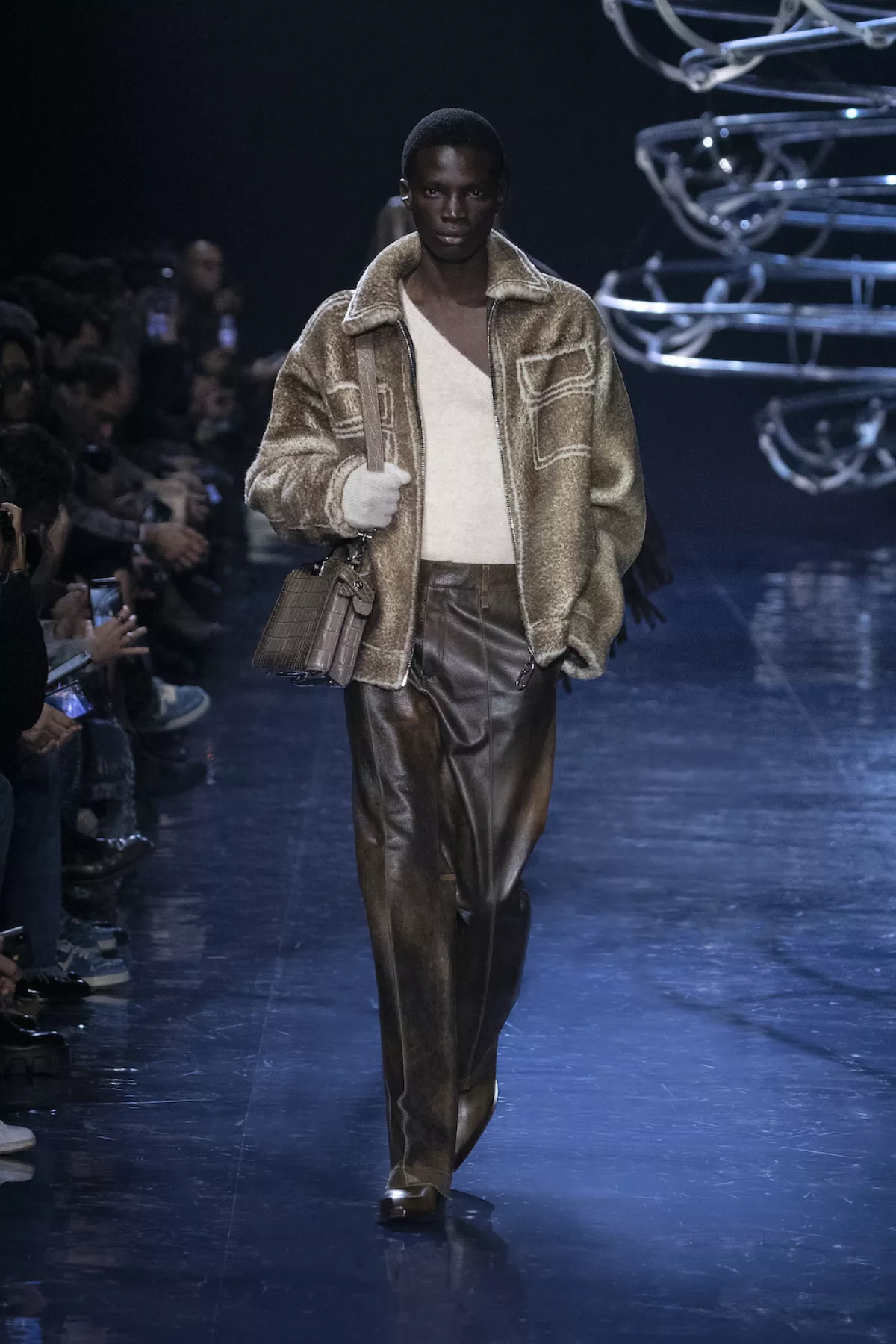 look textiles y texturas fendi 