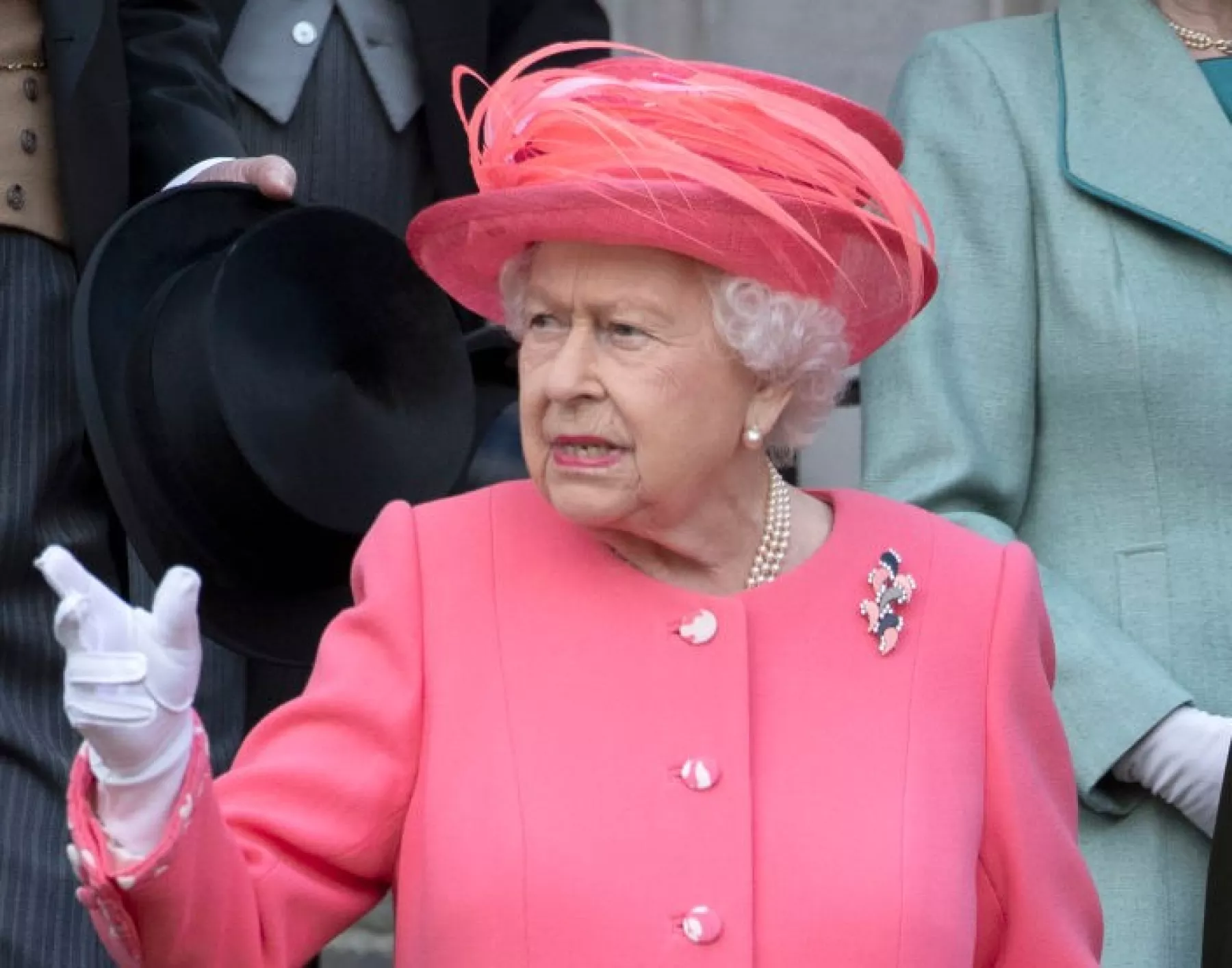 reina Isabel II