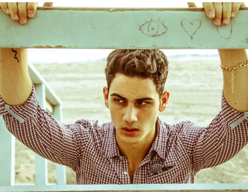 El actor está listo para dar el siguiente paso con Minnie West...juntos están poniendo una productora de cine que esperan arrancar este mismo año. Y él apenas tiene 19.