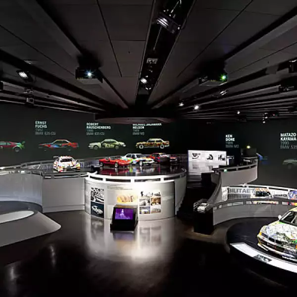 Esta exposición se ubica en el museo de la empresa en Munich, Alemania, y estará abierta al público hasta el 30 de junio de 2011.