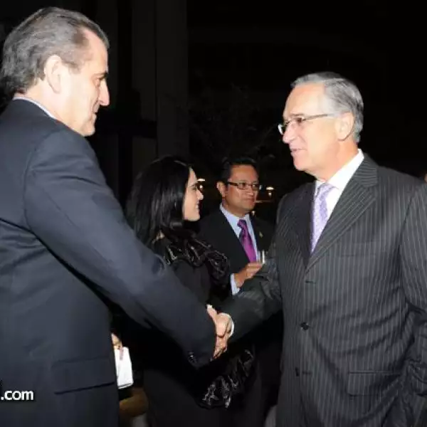 Pablo Latapí,Ricardo Salinas Pliego