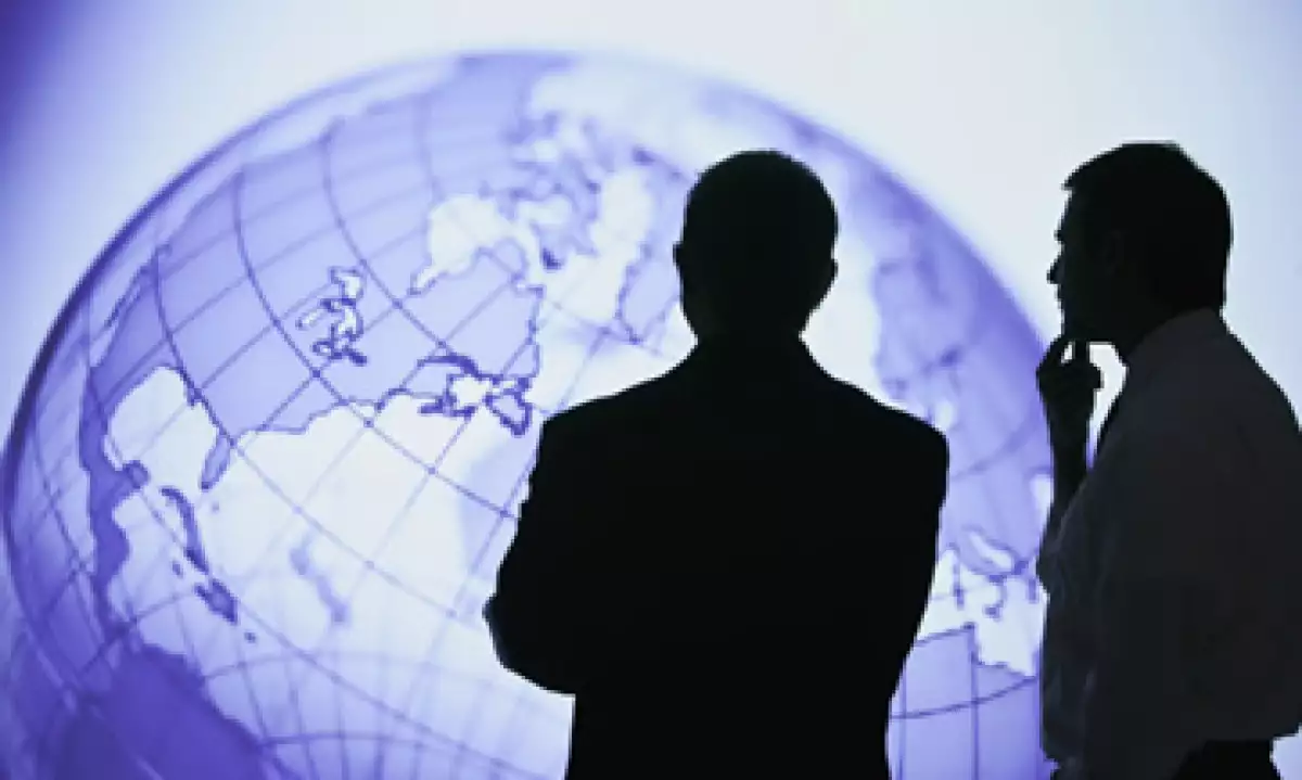Muchos grupos bancarios actuales se han creado por medio de fusiones. (Foto: Thinkstock)