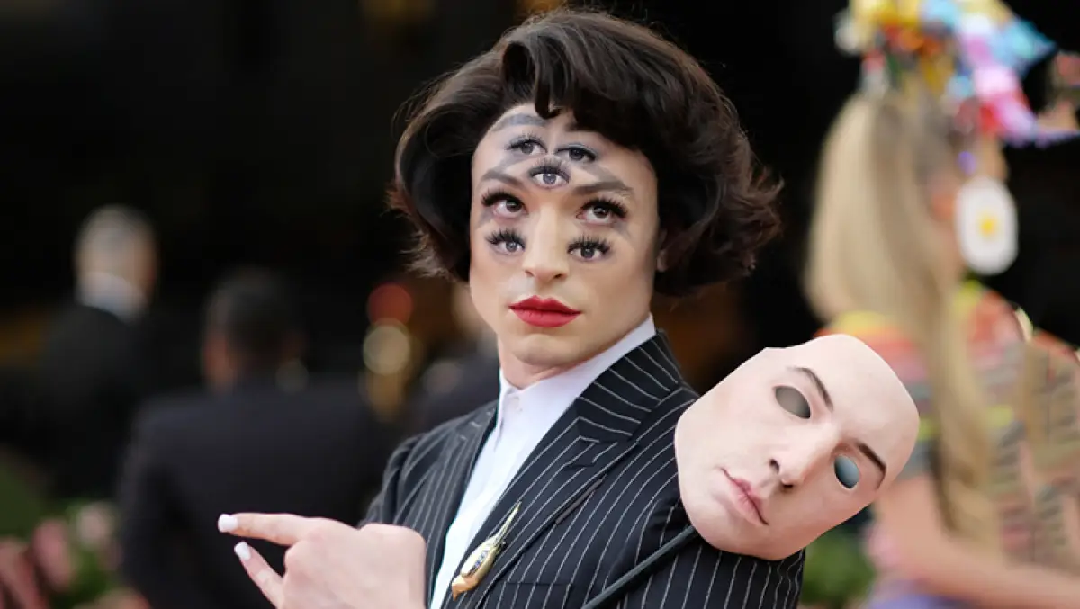 Ezra Miller enfrenta problemas de salud mental. 